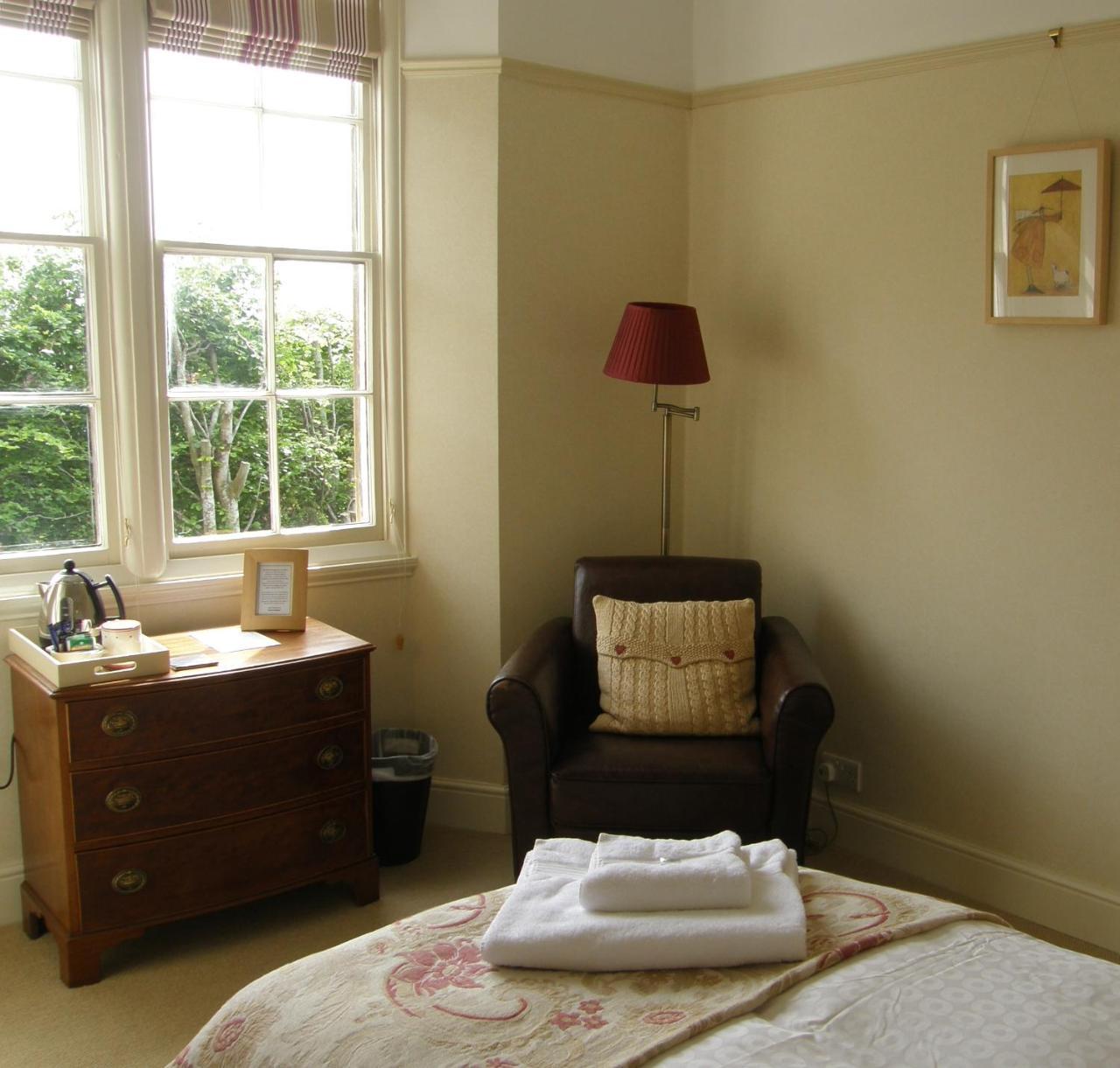 The Old Vicarage B & B Barnstaple Buitenkant foto