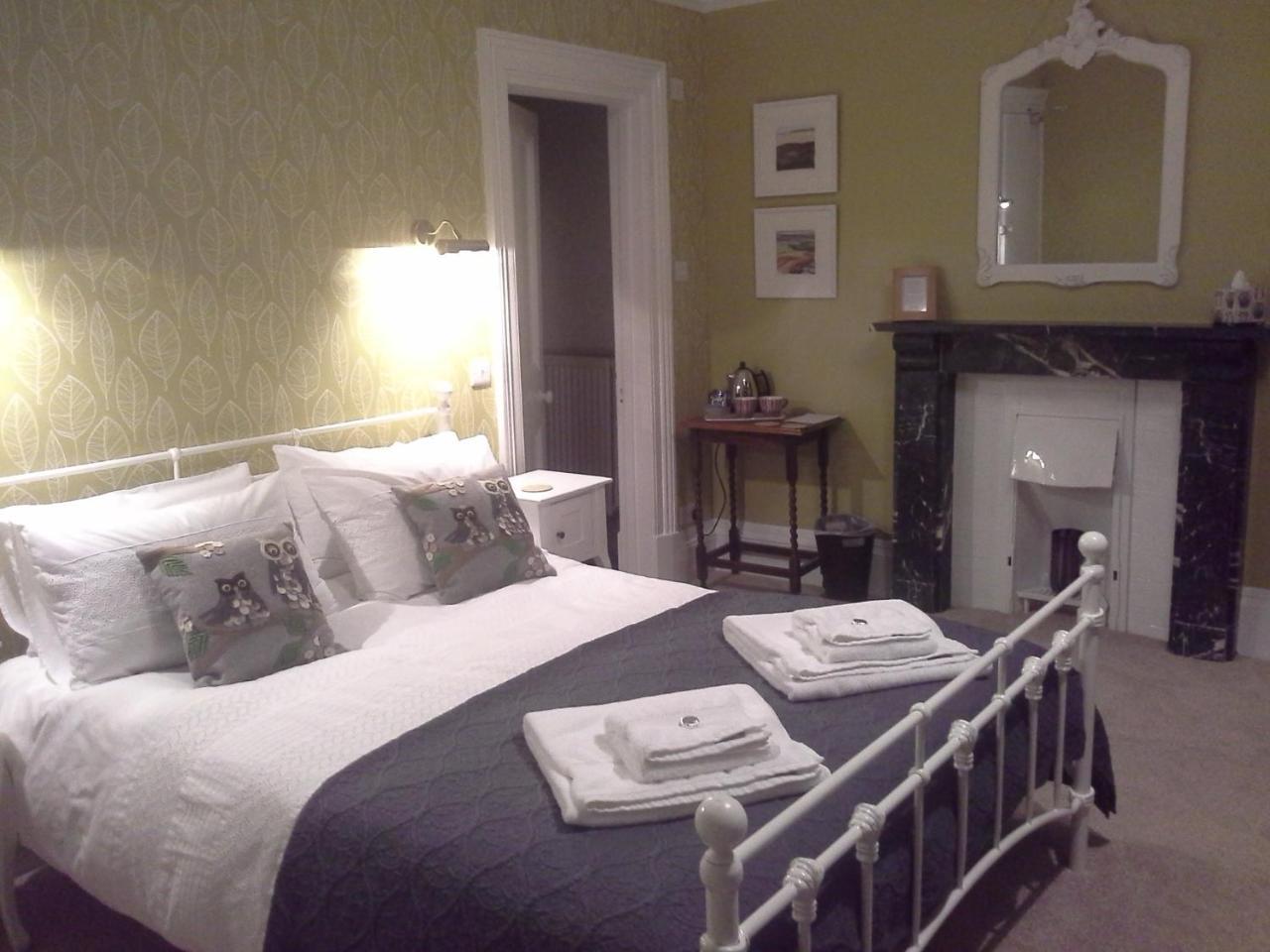The Old Vicarage B & B Barnstaple Buitenkant foto